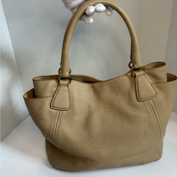PRADA Handbag Ivory Cream Pebble Leather - Picture 3 of 12